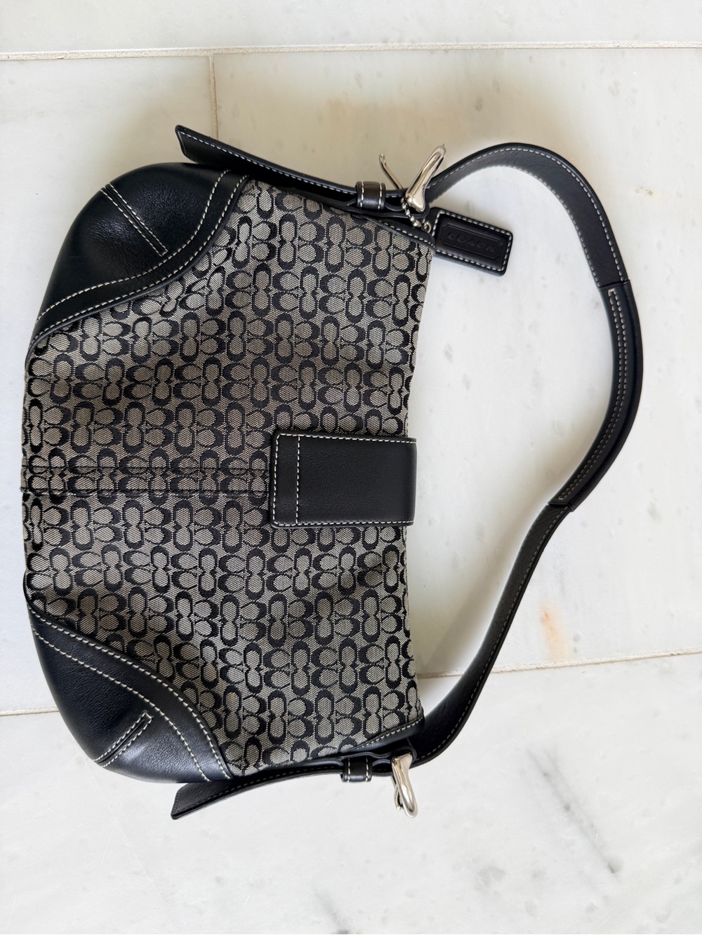 Vintage Coach Small SoHo Y2K Signature Black and Grey Shoulder Bag - Picture 5 of 11